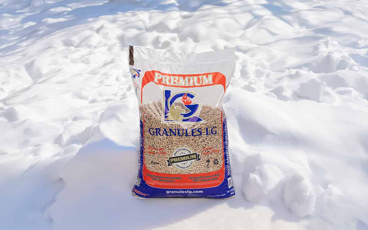 sac-granule-de-bois-lg-premium-carrousel-produit-de-chauffage-granules-lg-usine-de-pellet-granule-st-felicien